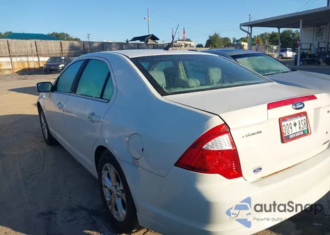 2012 Ford Fusion Se из США, поврежденный, VIN 3FAHP0HG4CR421651